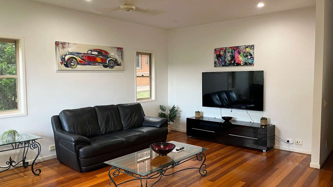 Furnished room with ensuite in a share house