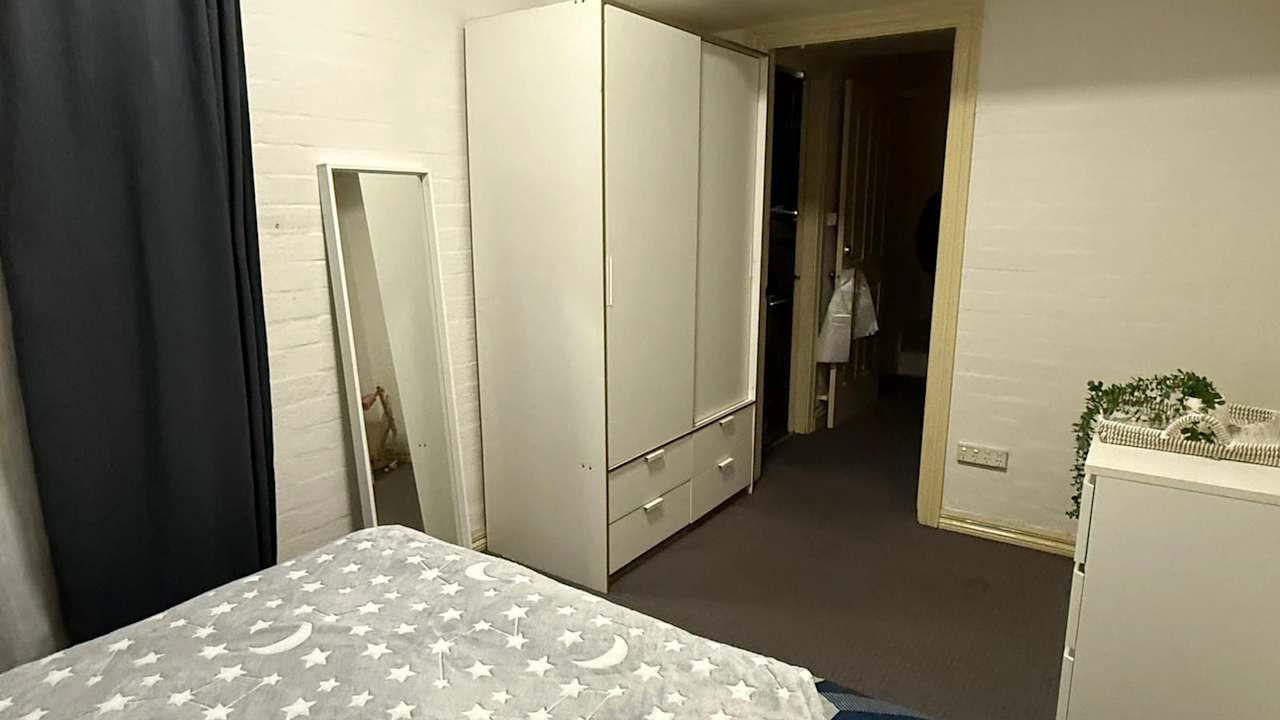 Furnished room with own bathroom