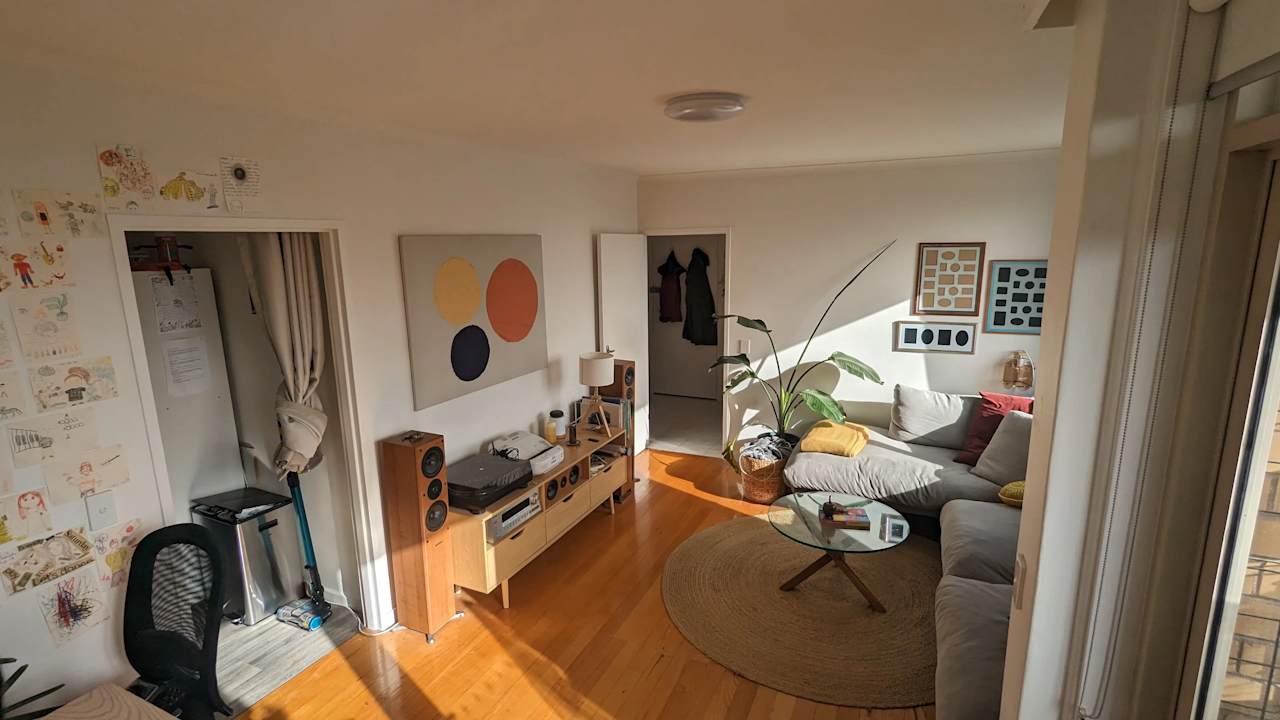 Whole property with 2 rooms for rent
