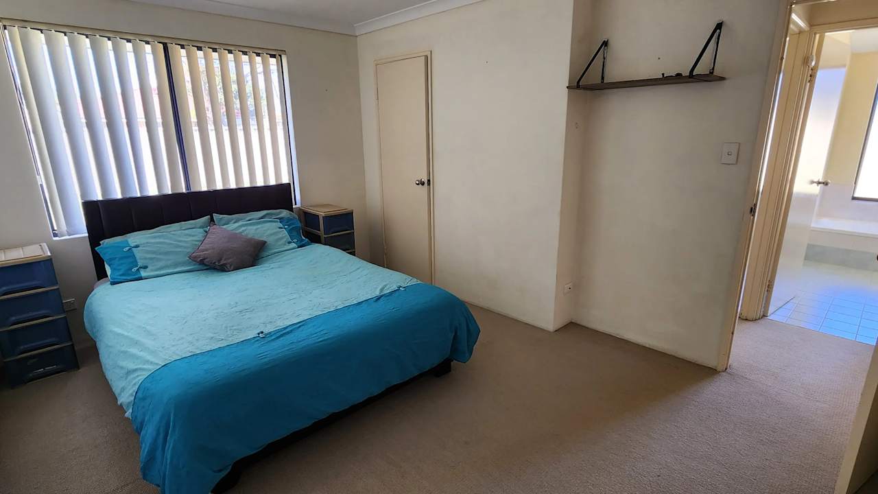 Furnished room with own bathroom
