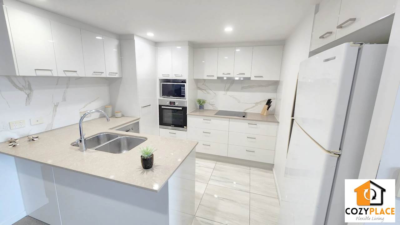 Furnished room in a flatshare