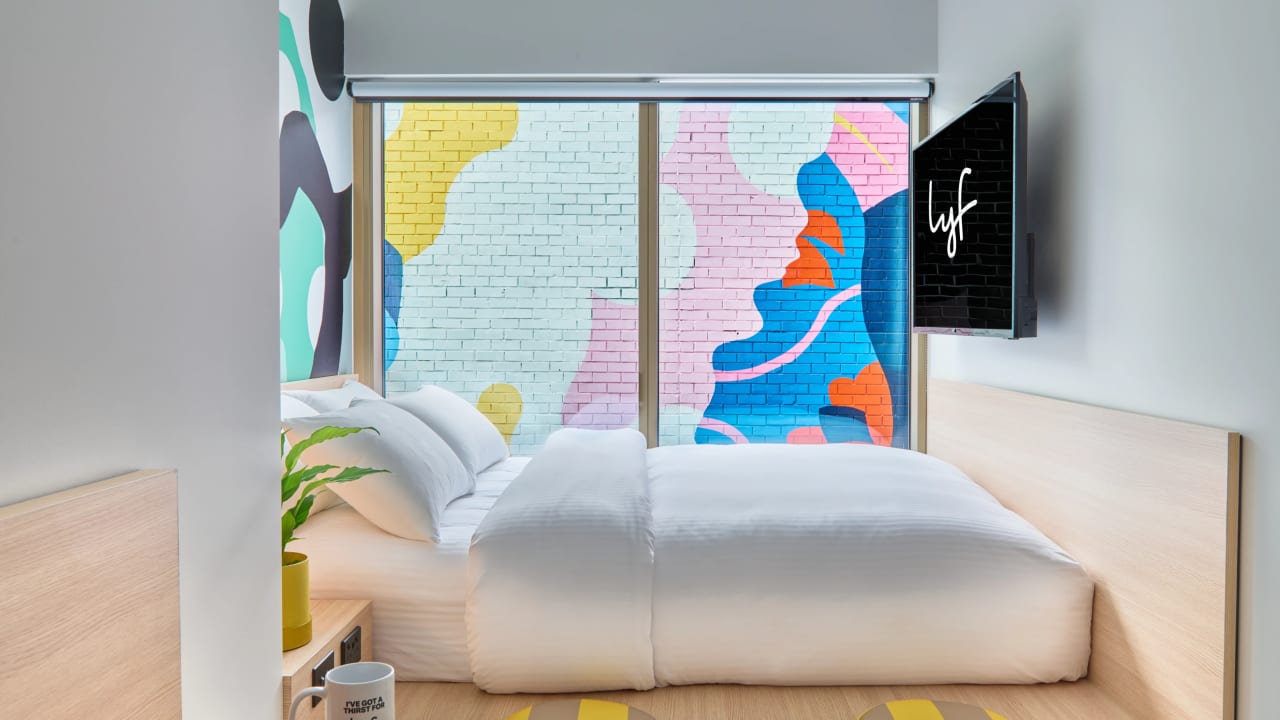 Furnished room studio flat for rent