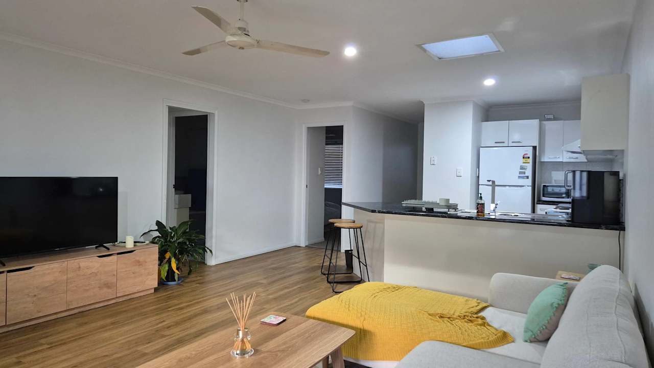 Room in a share house