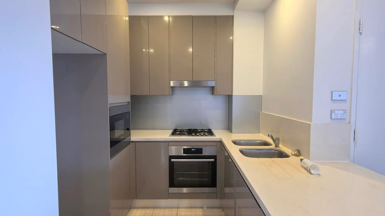 Whole property with 2 rooms for rent