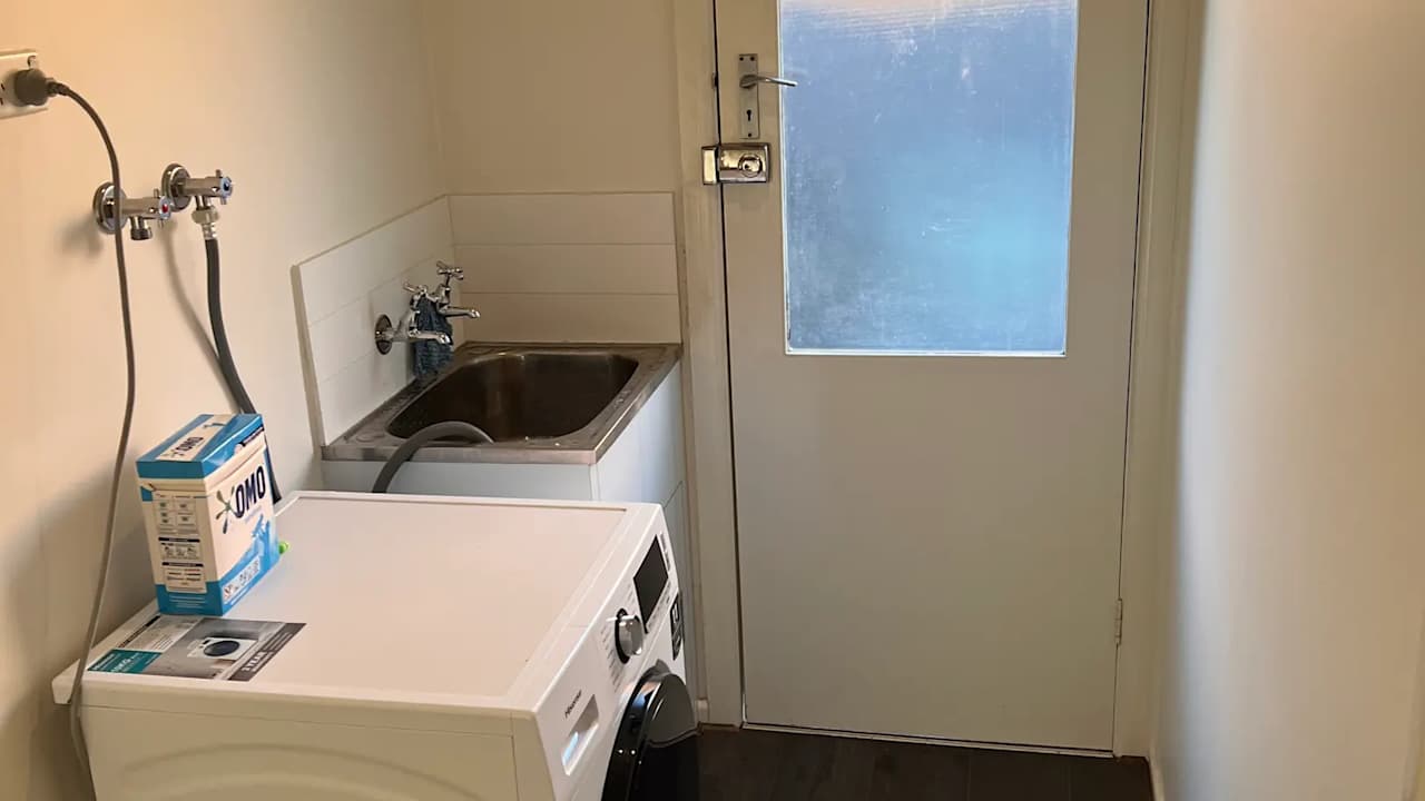 Unfurnished room in a share house