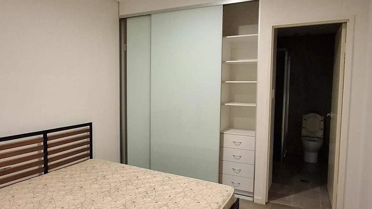 Room with ensuite in a flatshare