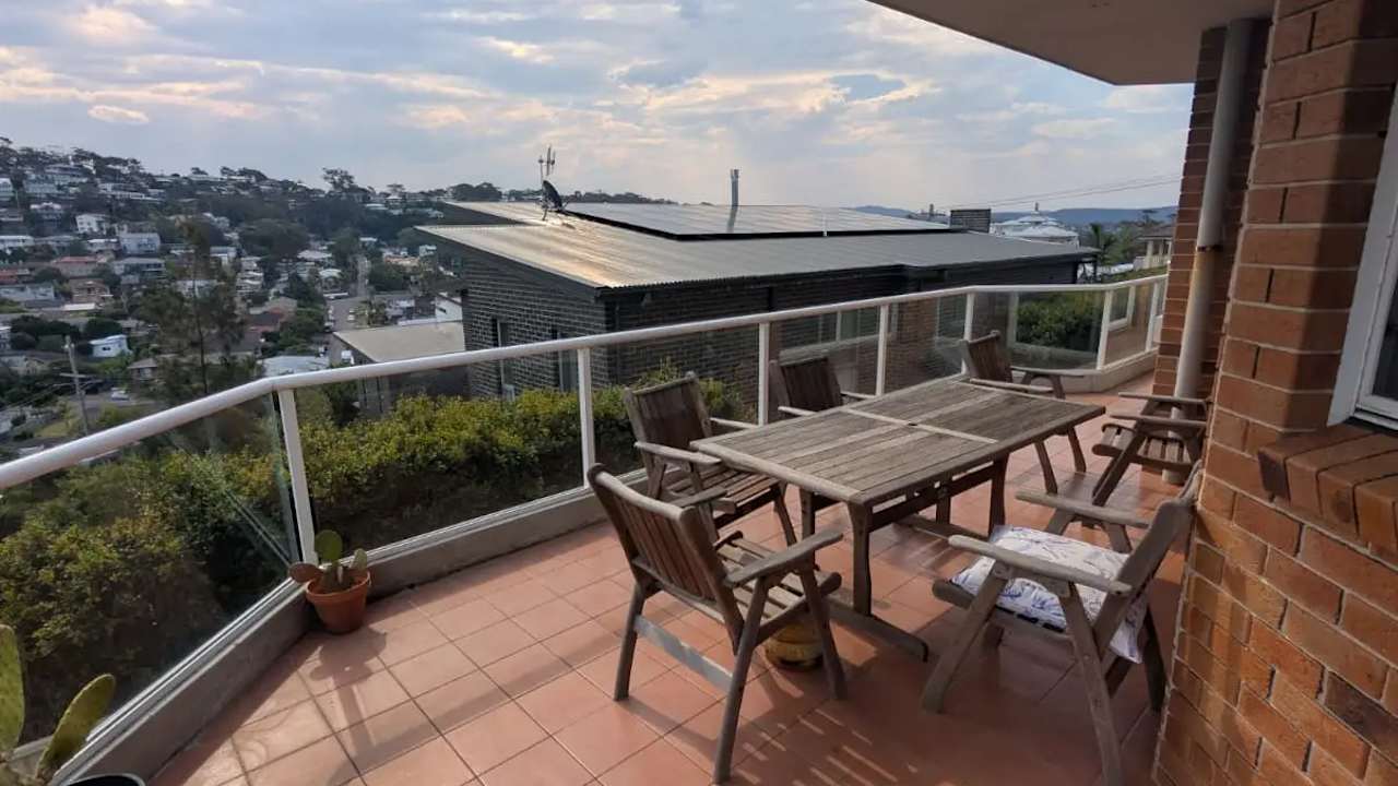 Furnished room with ensuite in a flatshare