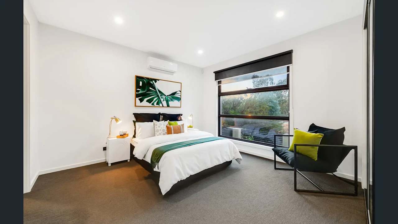 Furnished room with ensuite in a share house