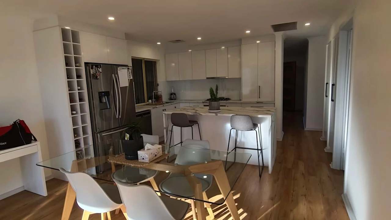 Whole property with 3 rooms for rent