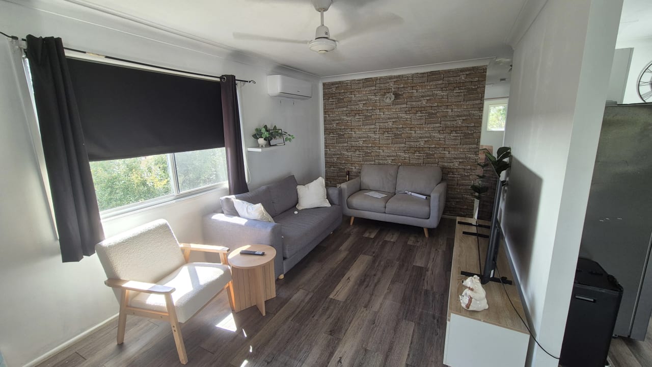 Room in a share house
