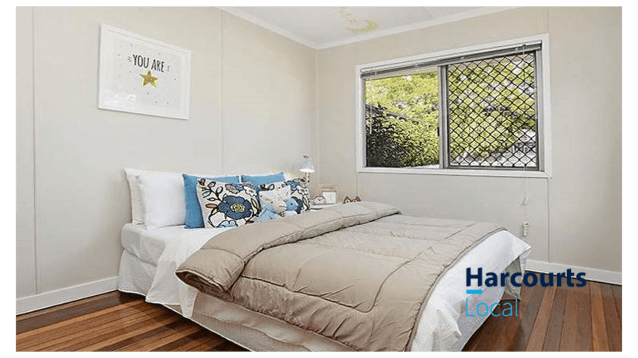 Room in a share house