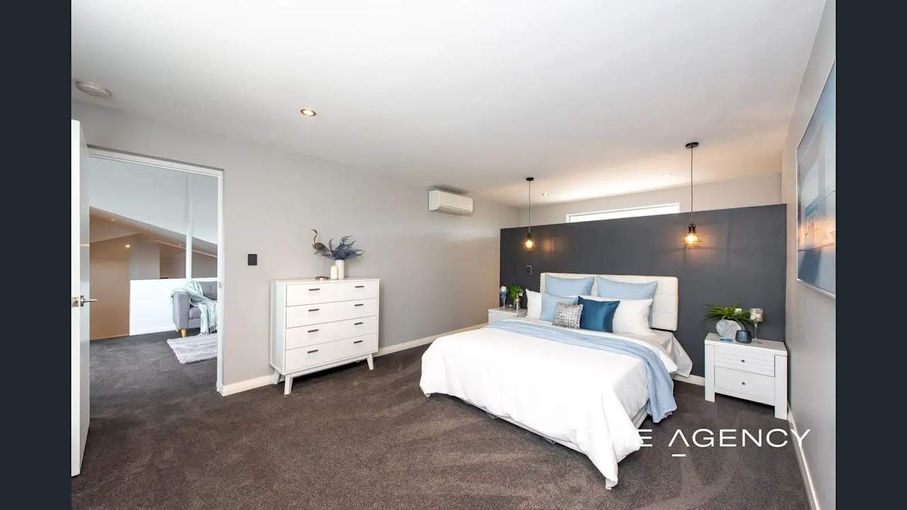 Furnished room in a share house