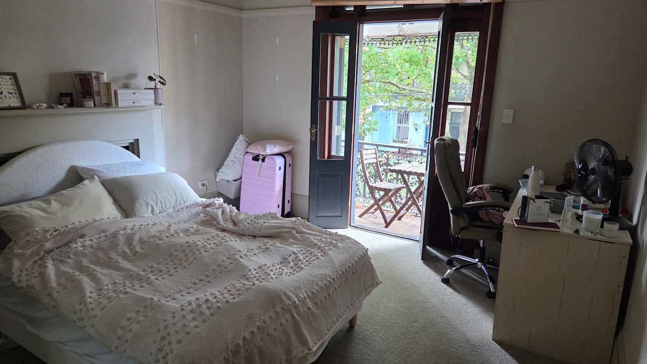 Unfurnished room in a share house