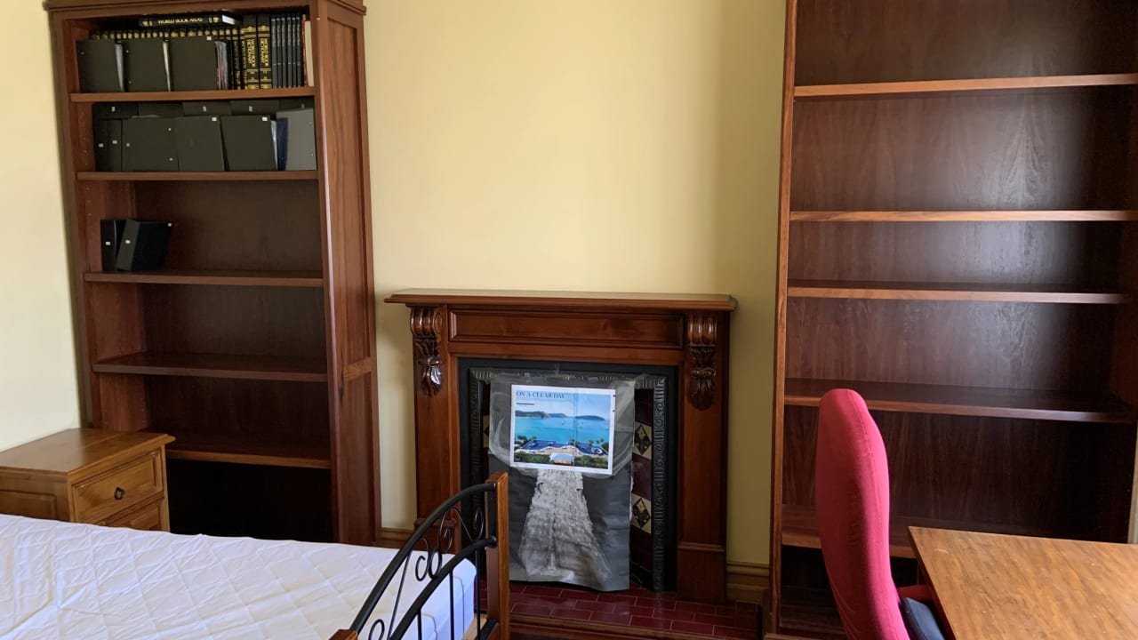 Furnished room in a share house