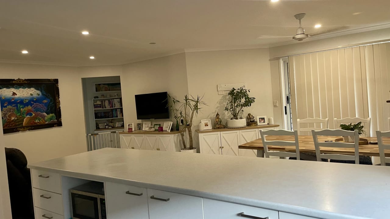 Furnished room in a share house