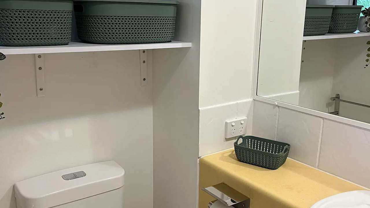 Furnished room with own bathroom