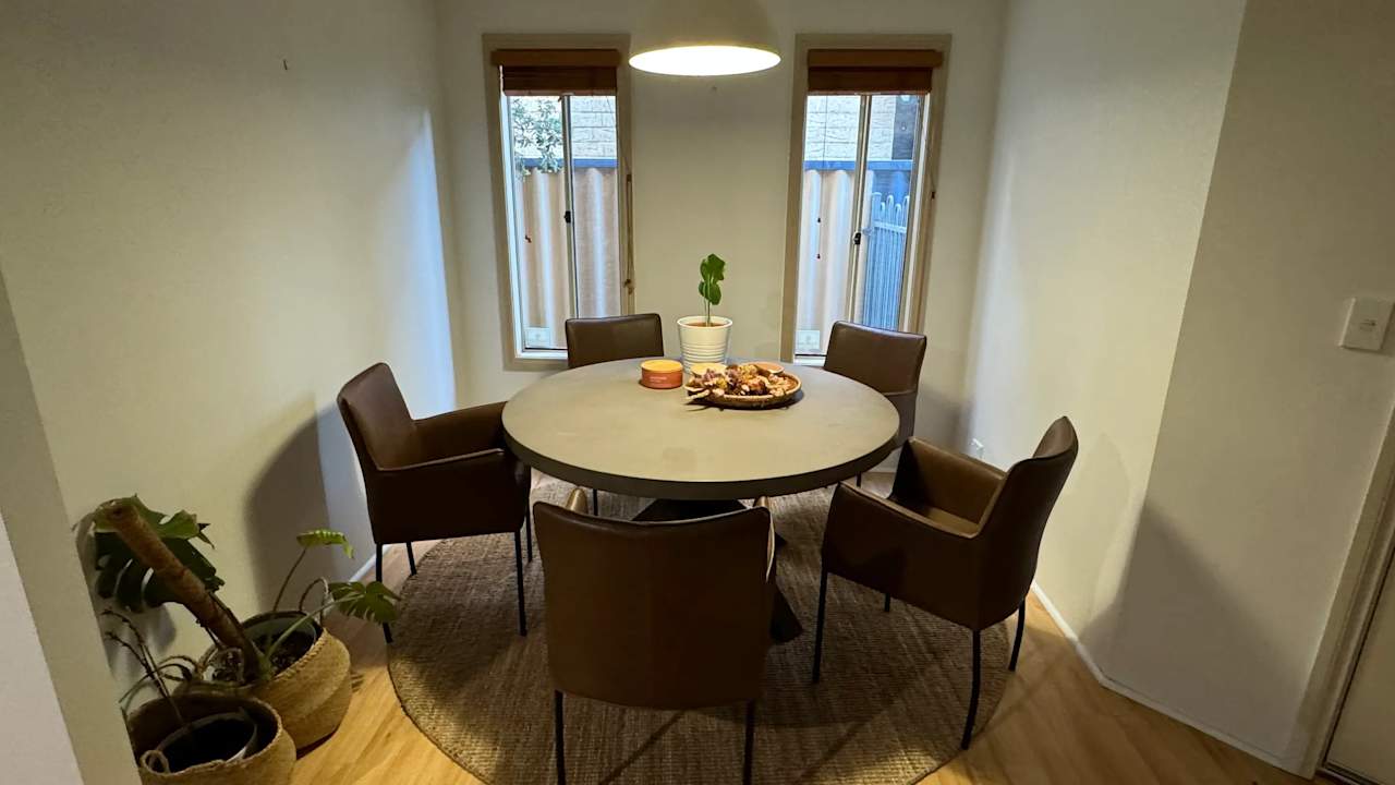 Unfurnished room in a share house