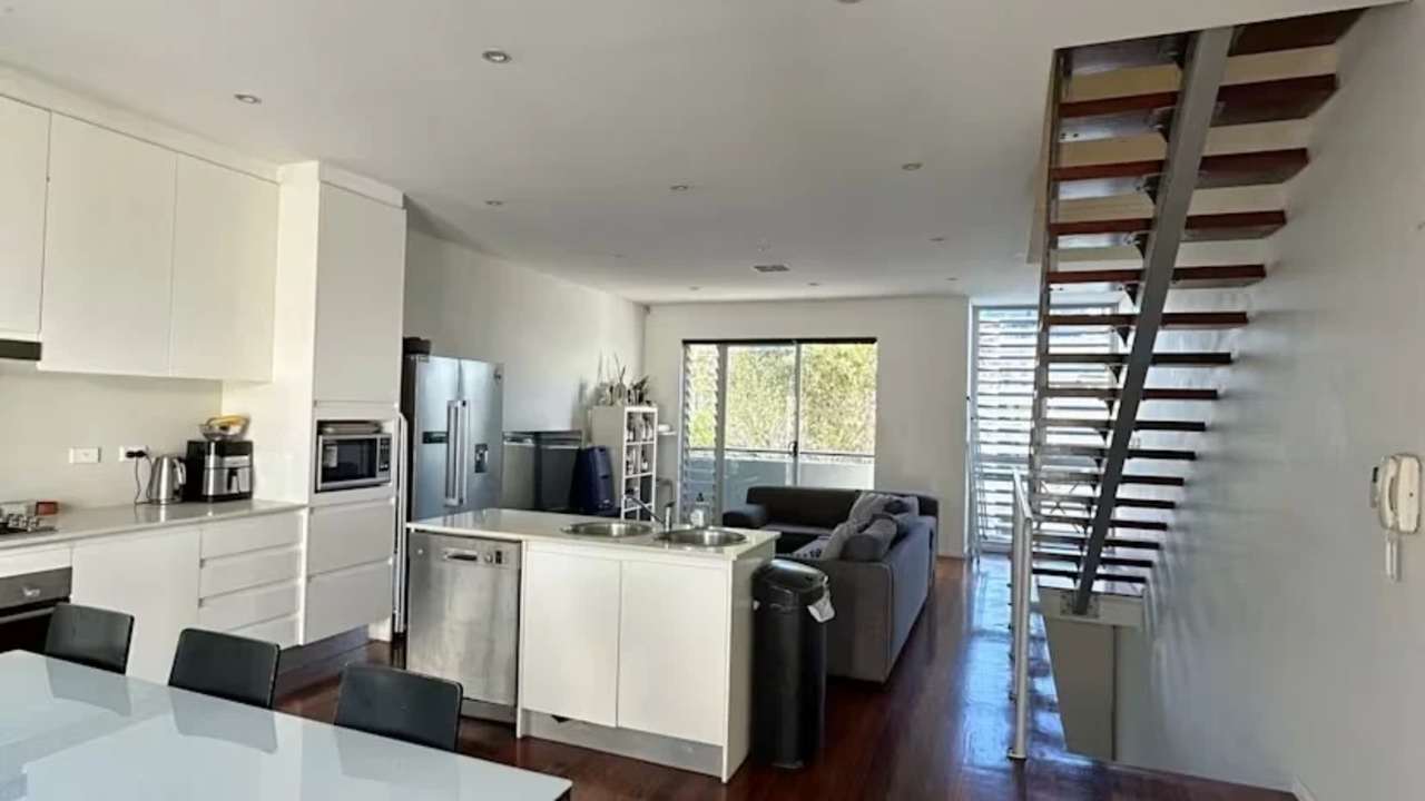 Room in a share house