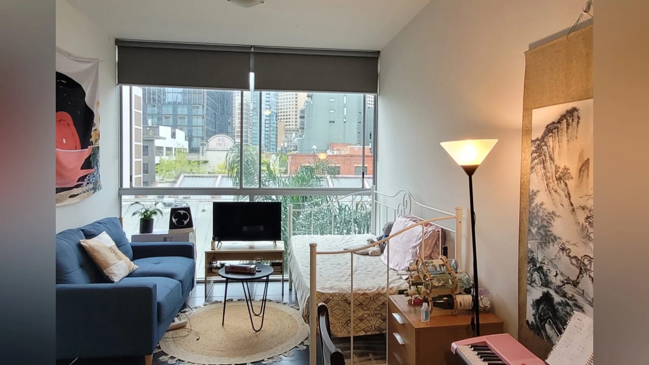 Furnished room in a flatshare
