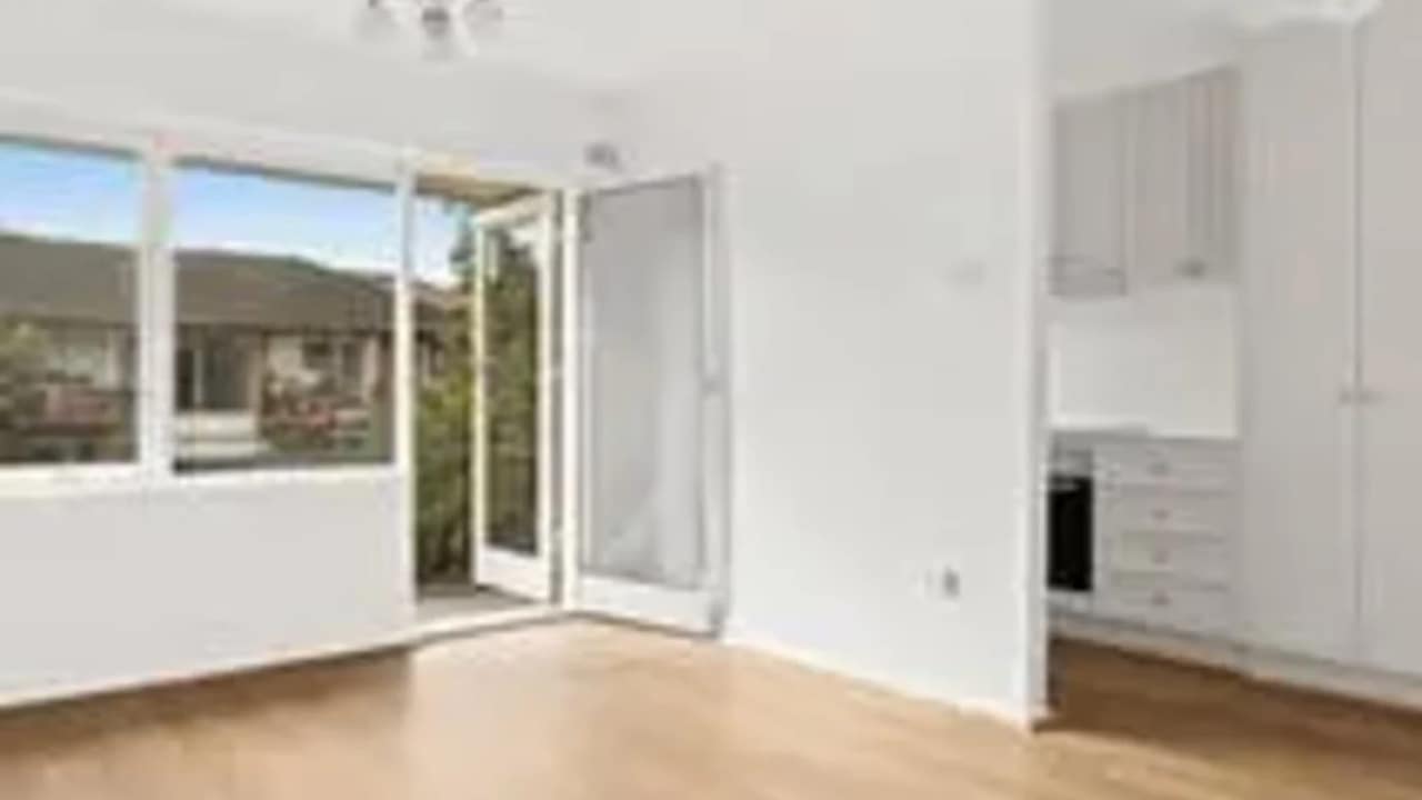 Whole property with 4 rooms for rent