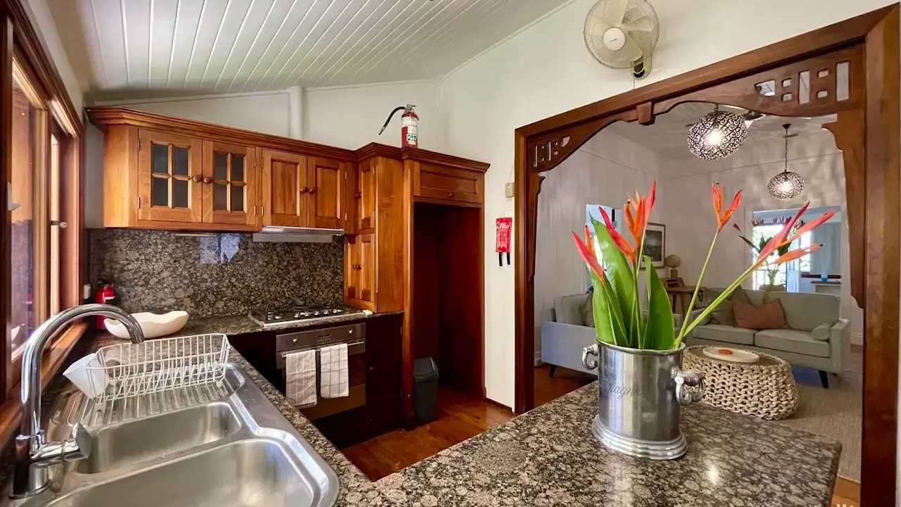 Furnished room in a share house