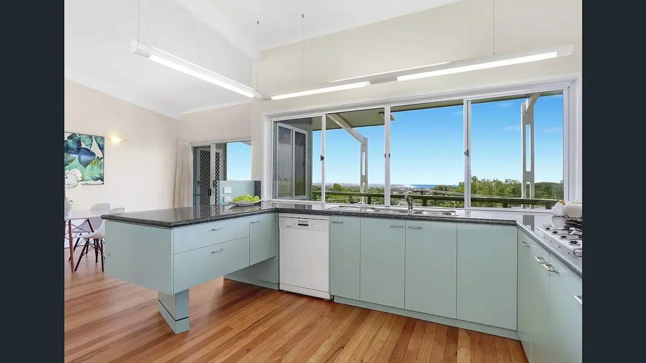 Room in a share house