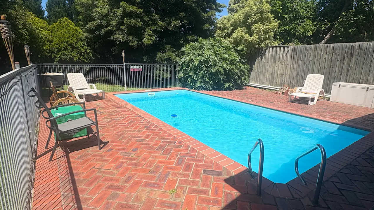 Room in a share house