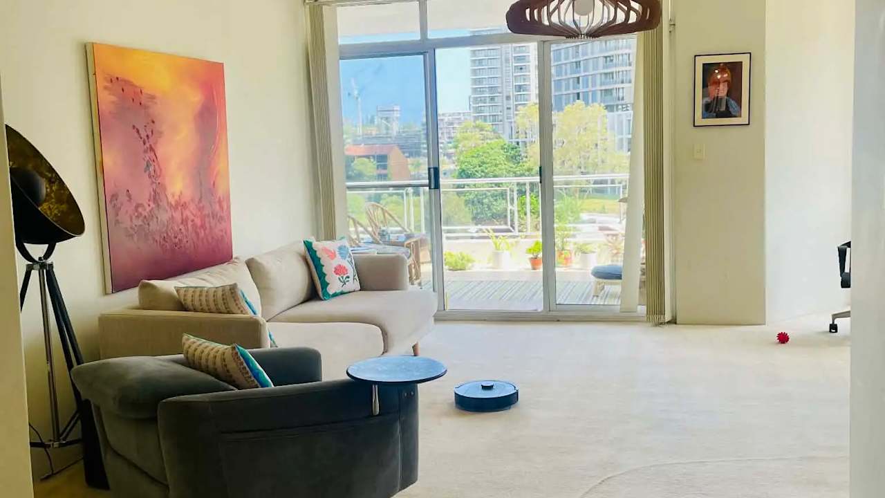 Furnished room with ensuite in a flatshare