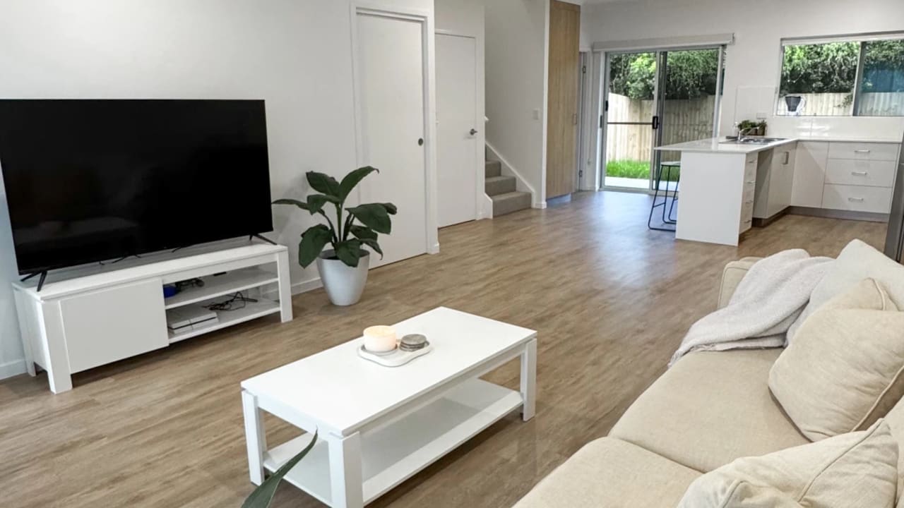 Furnished room with ensuite in a share house