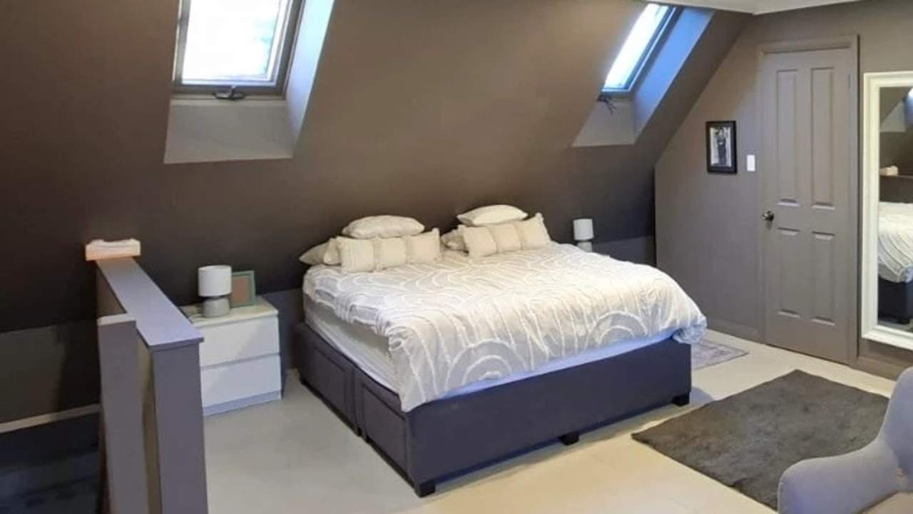 Furnished room studio flat for rent