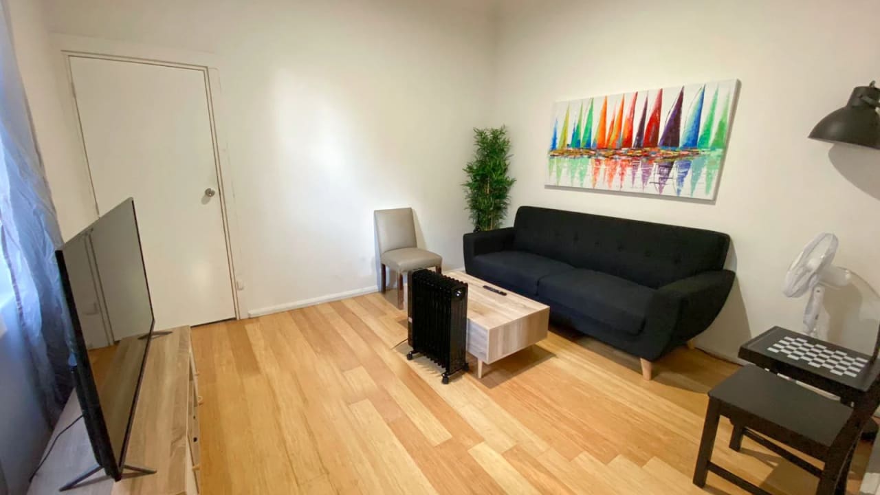 Furnished room in a share house