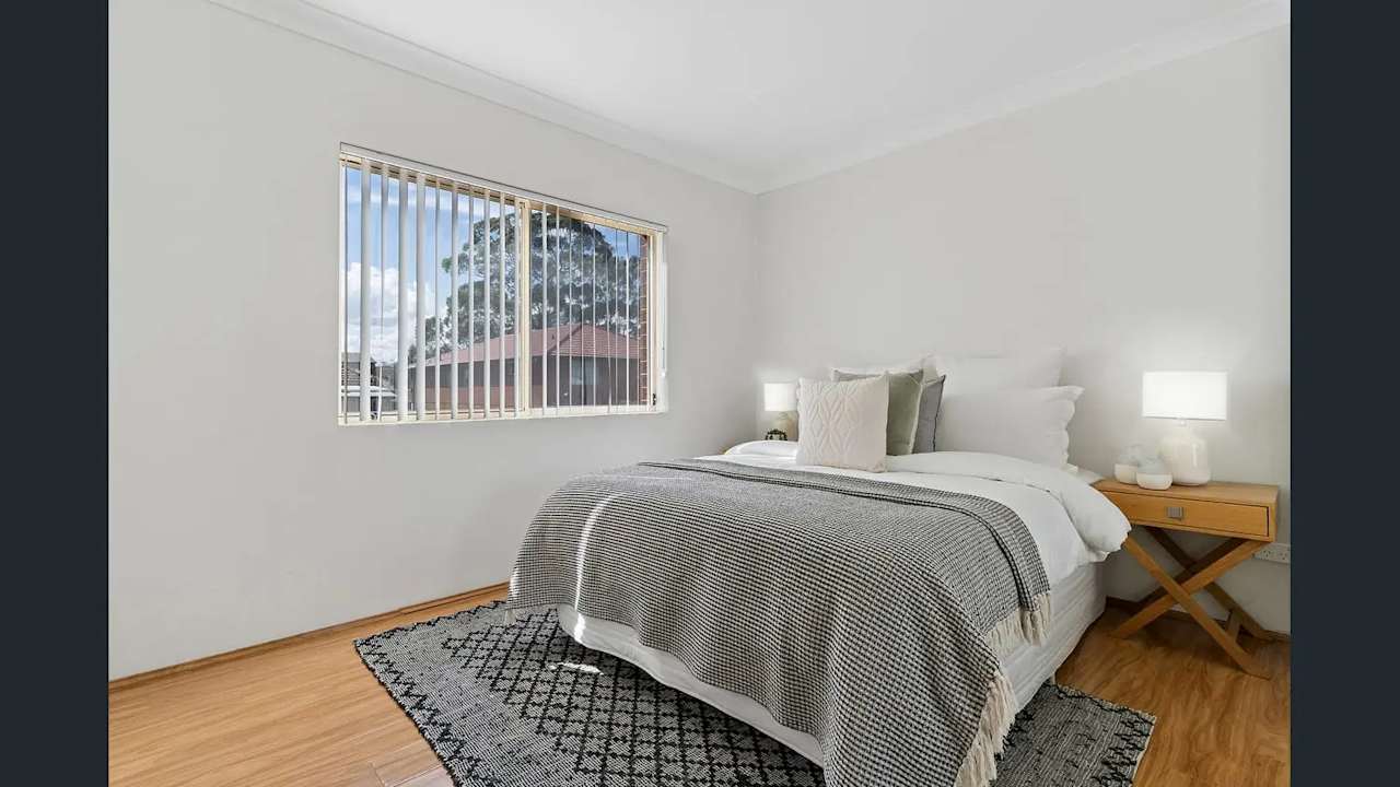 Room in a share house