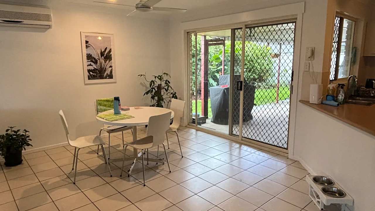 Unfurnished room in a share house