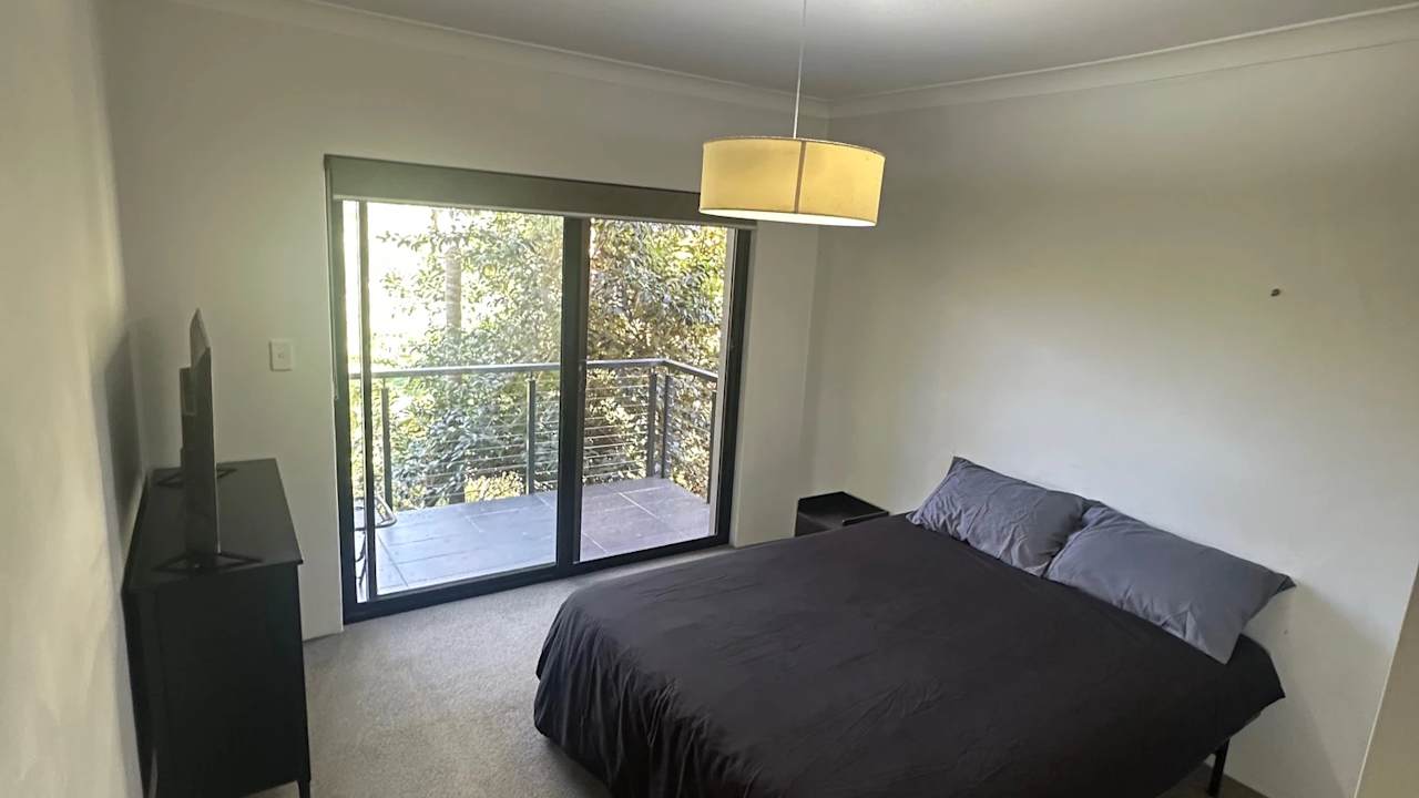 Room in a share house