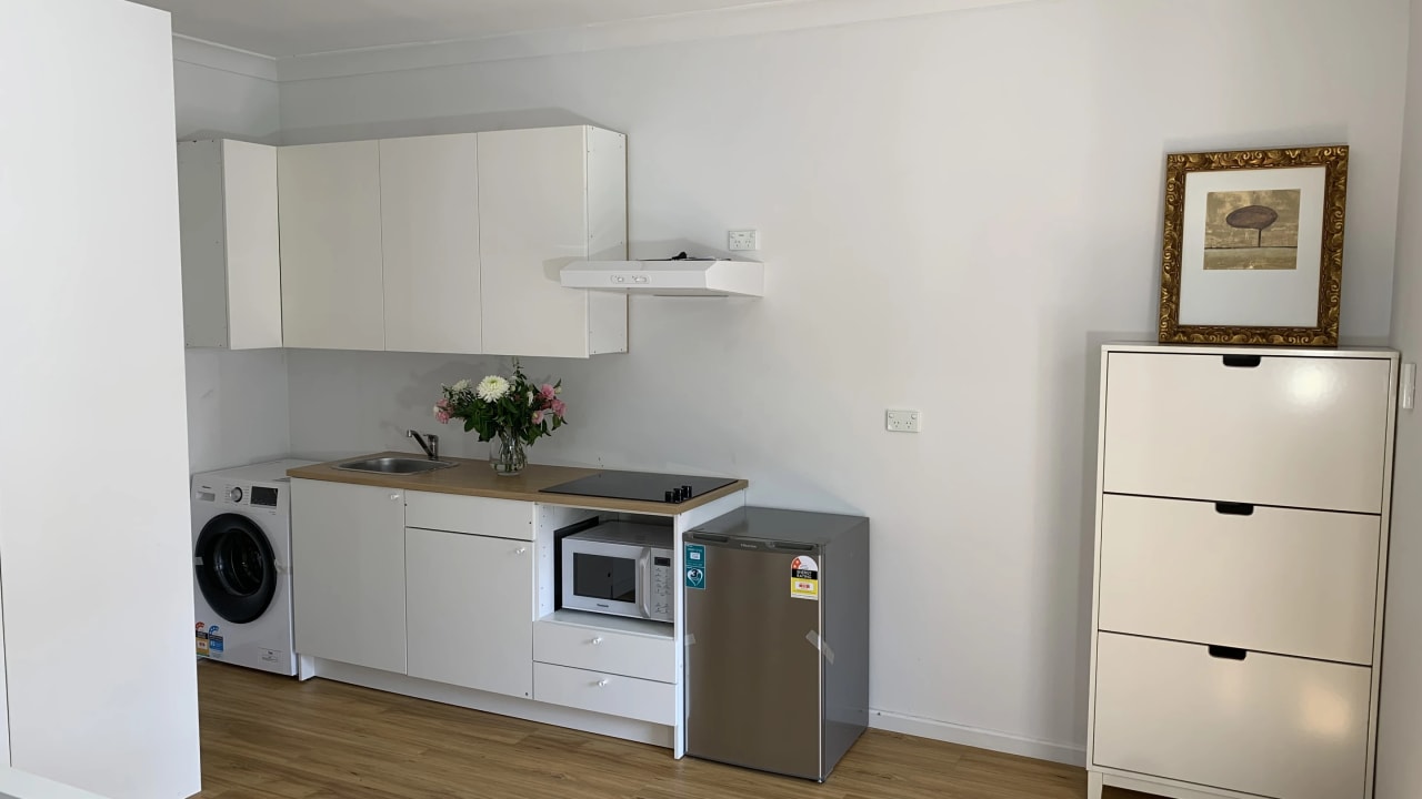 Furnished room studio flat for rent
