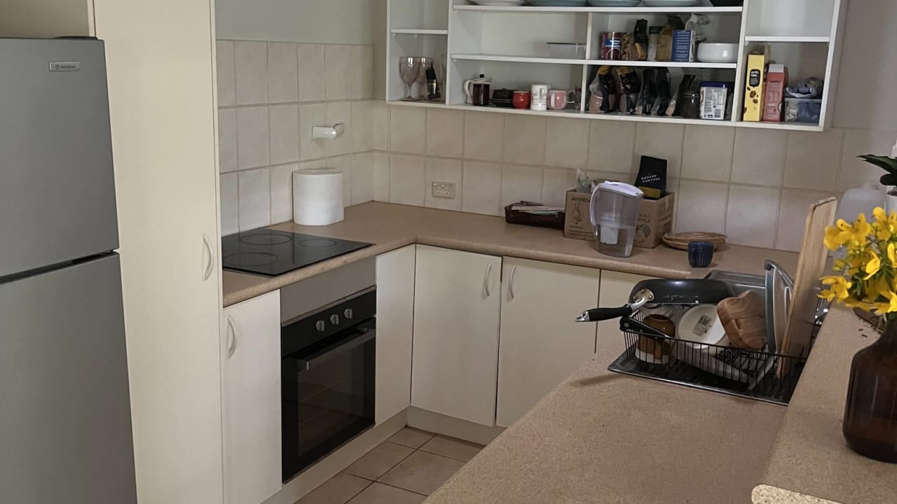Room in a share house