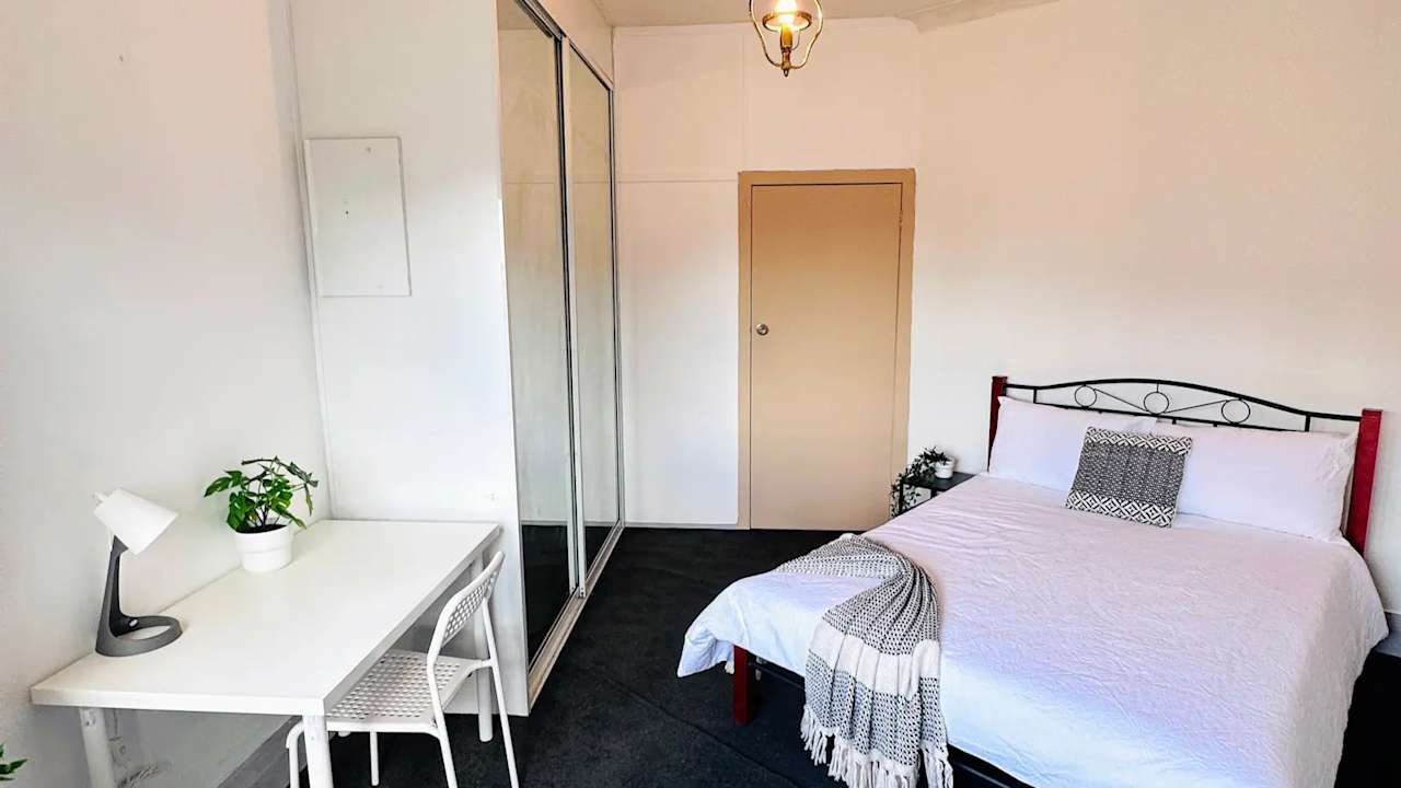 Furnished room with own bathroom