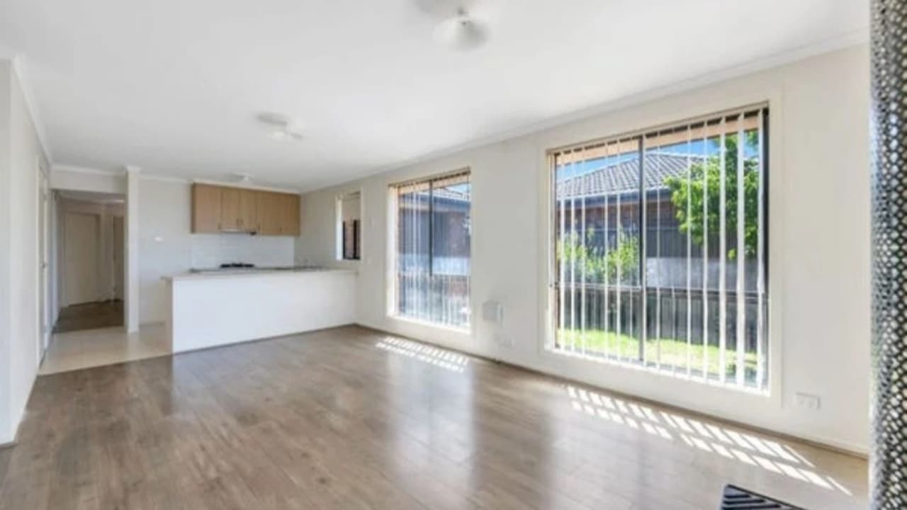 Unfurnished room with own bathroom