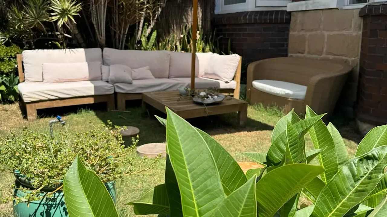 Whole property with 3 rooms for rent