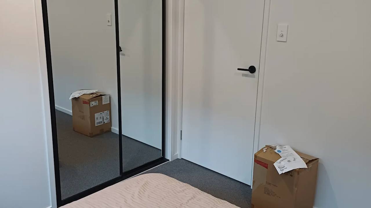 Room in a share house