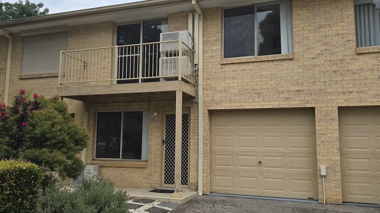 Whole property with 4 rooms for rent