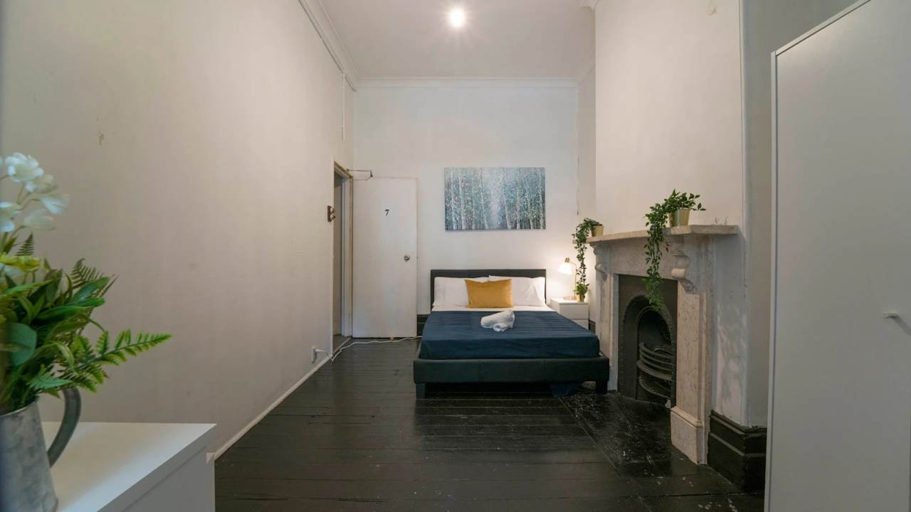 Furnished room studio flat for rent