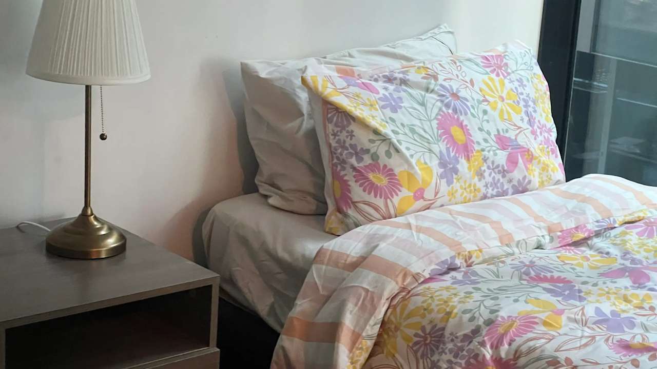 Furnished room in a flatshare