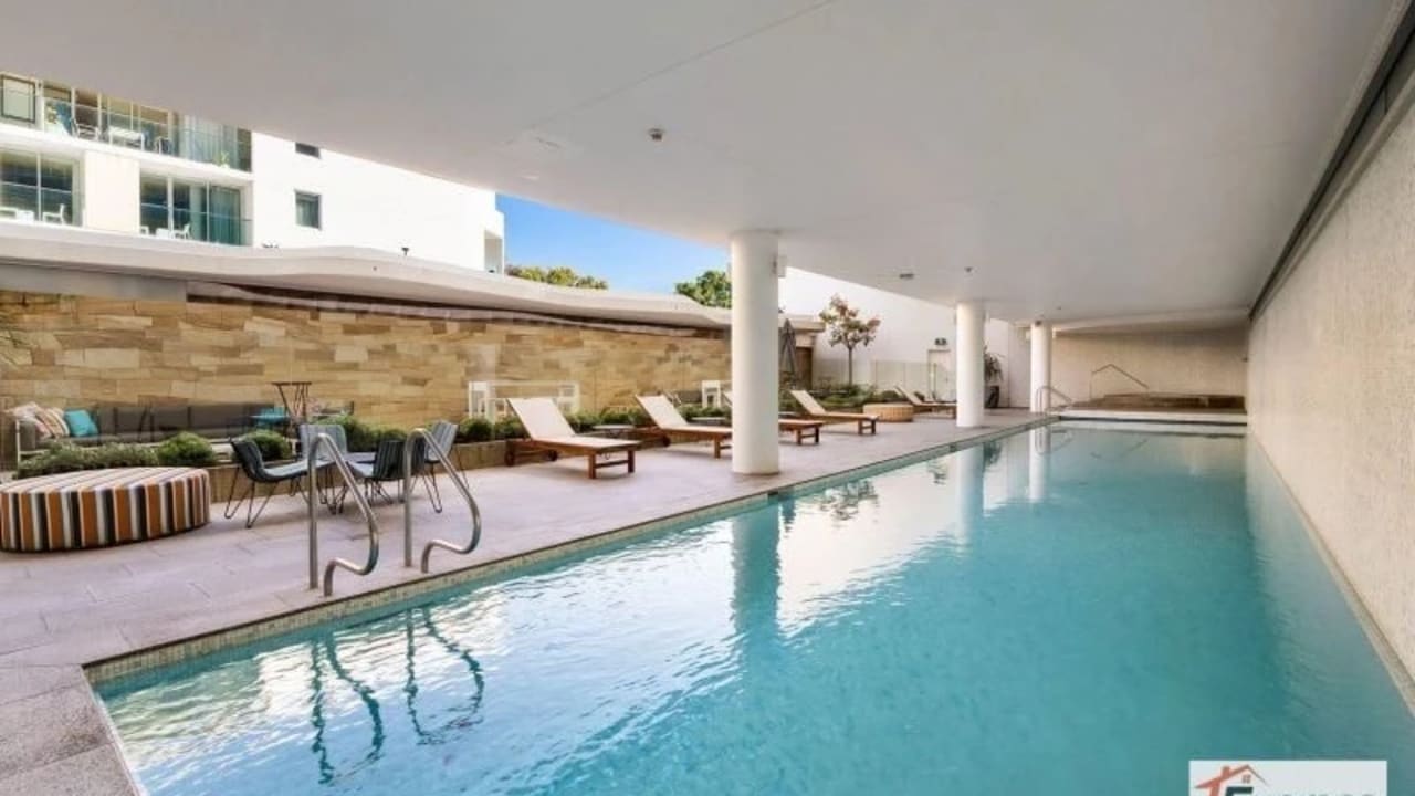 Whole property with 2 rooms for rent
