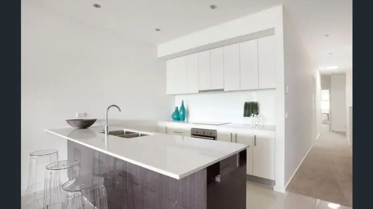 Room with ensuite in a share house
