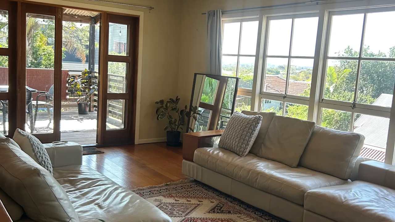 Unfurnished room in a share house