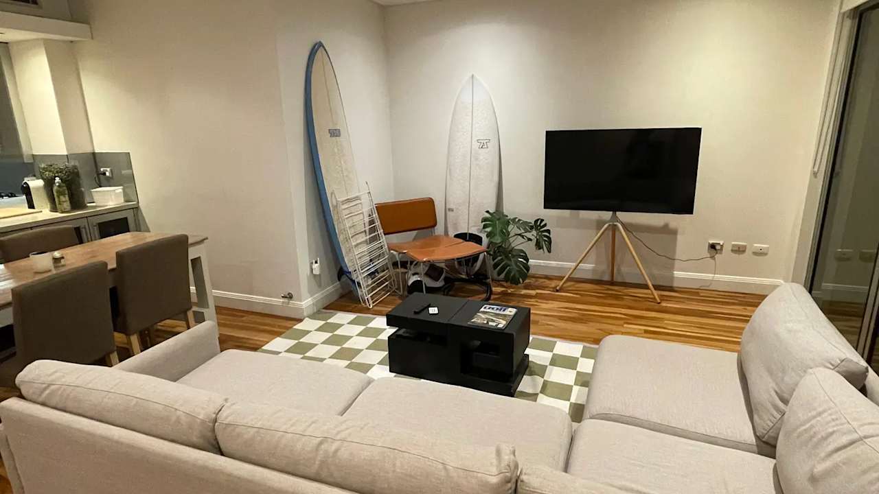 Unfurnished room in a flatshare