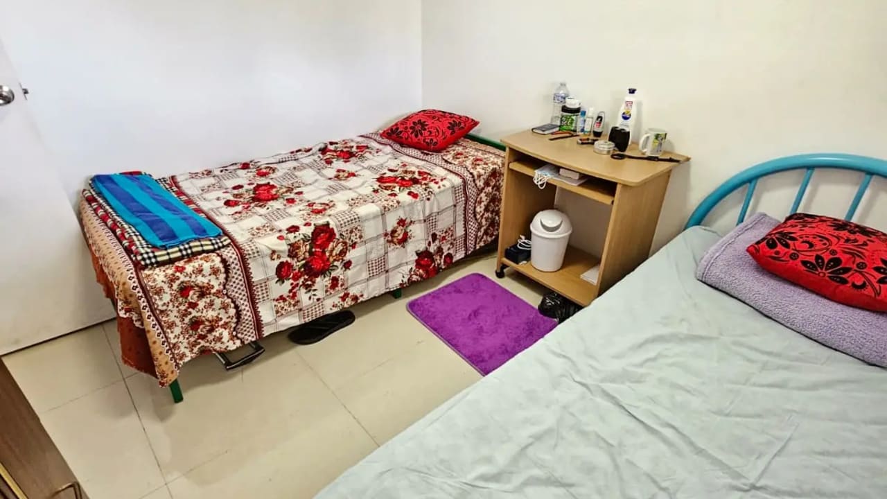 Room in a share house