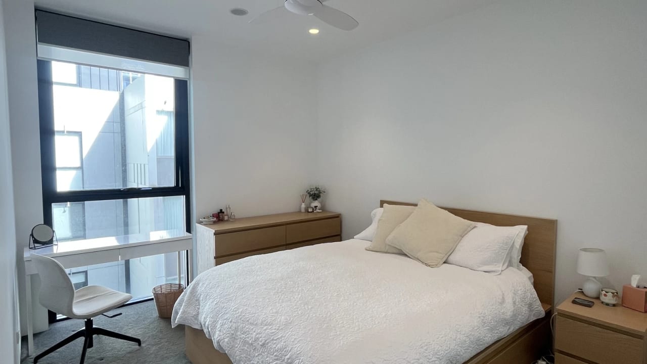 Furnished room with own bathroom