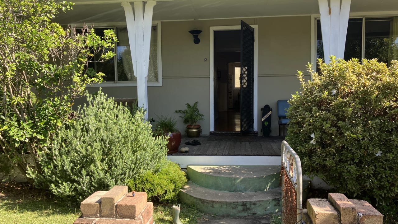 Room in a share house